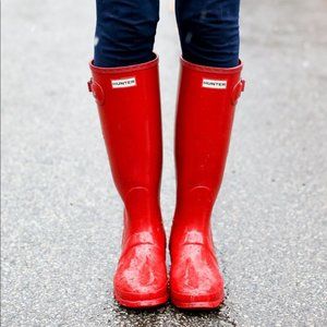 Hunter | Women's Original Tall Rain Boots | Red | & FREE Winter Boot Inserts!